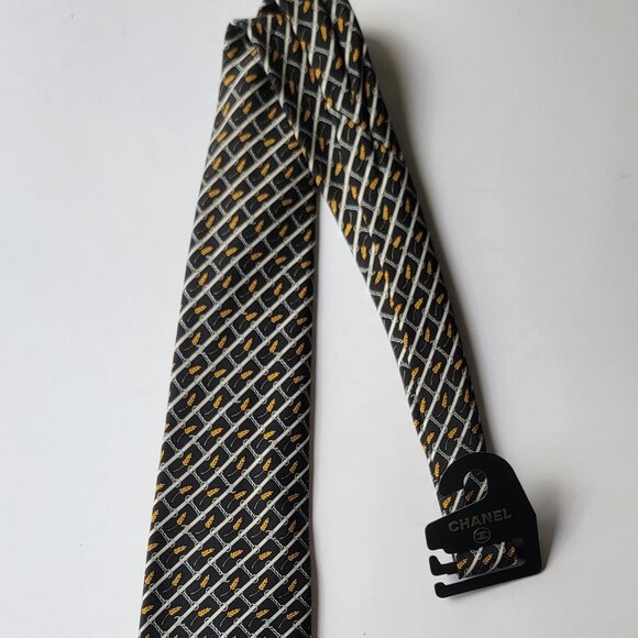 CHANEL Men's Vintage Tie 100% Silk Made in Italy black with yellow wheat pattern - Picture 4 of 5